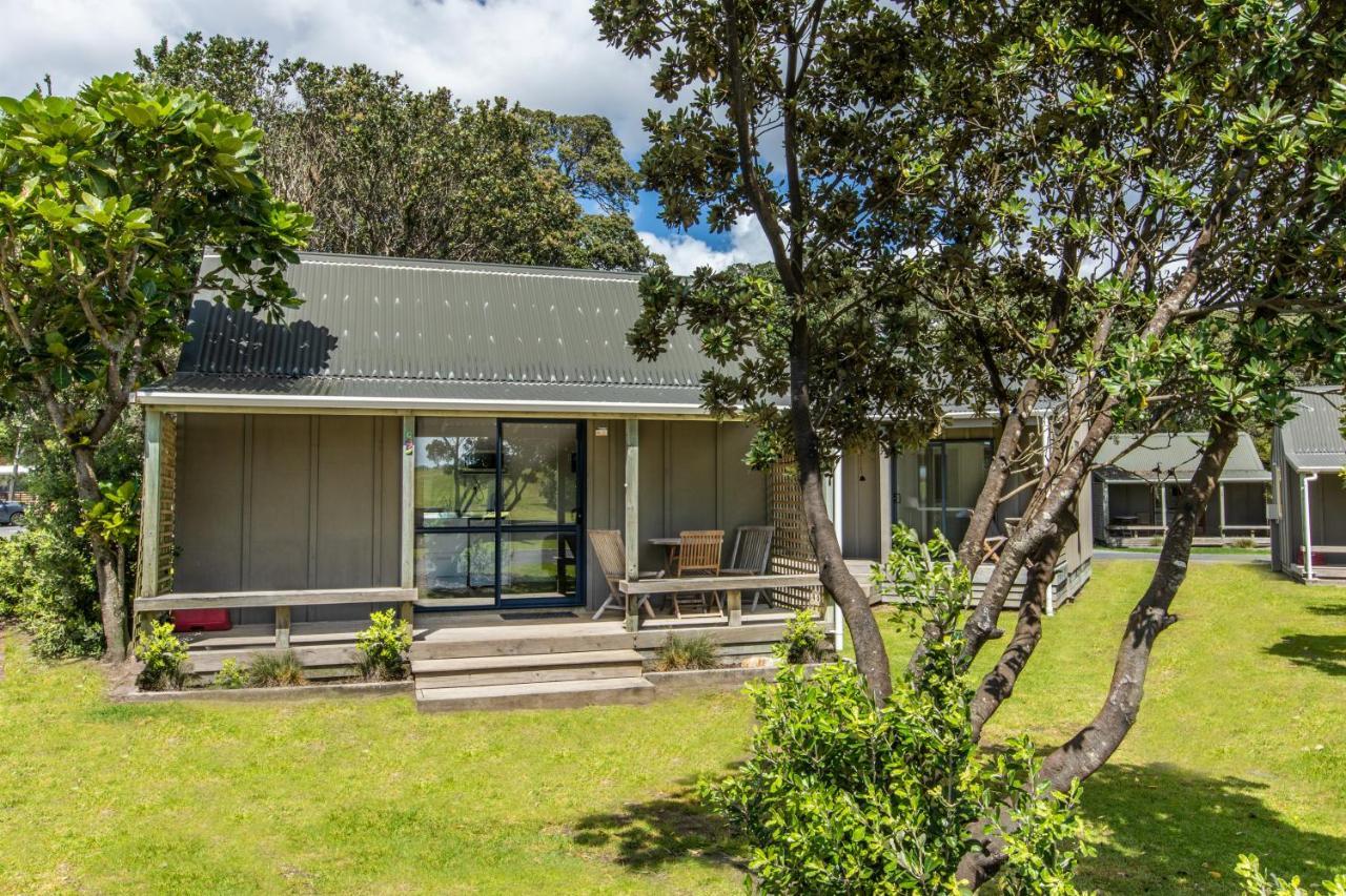 Camp Waipu Cove Hotel Eksteriør billede