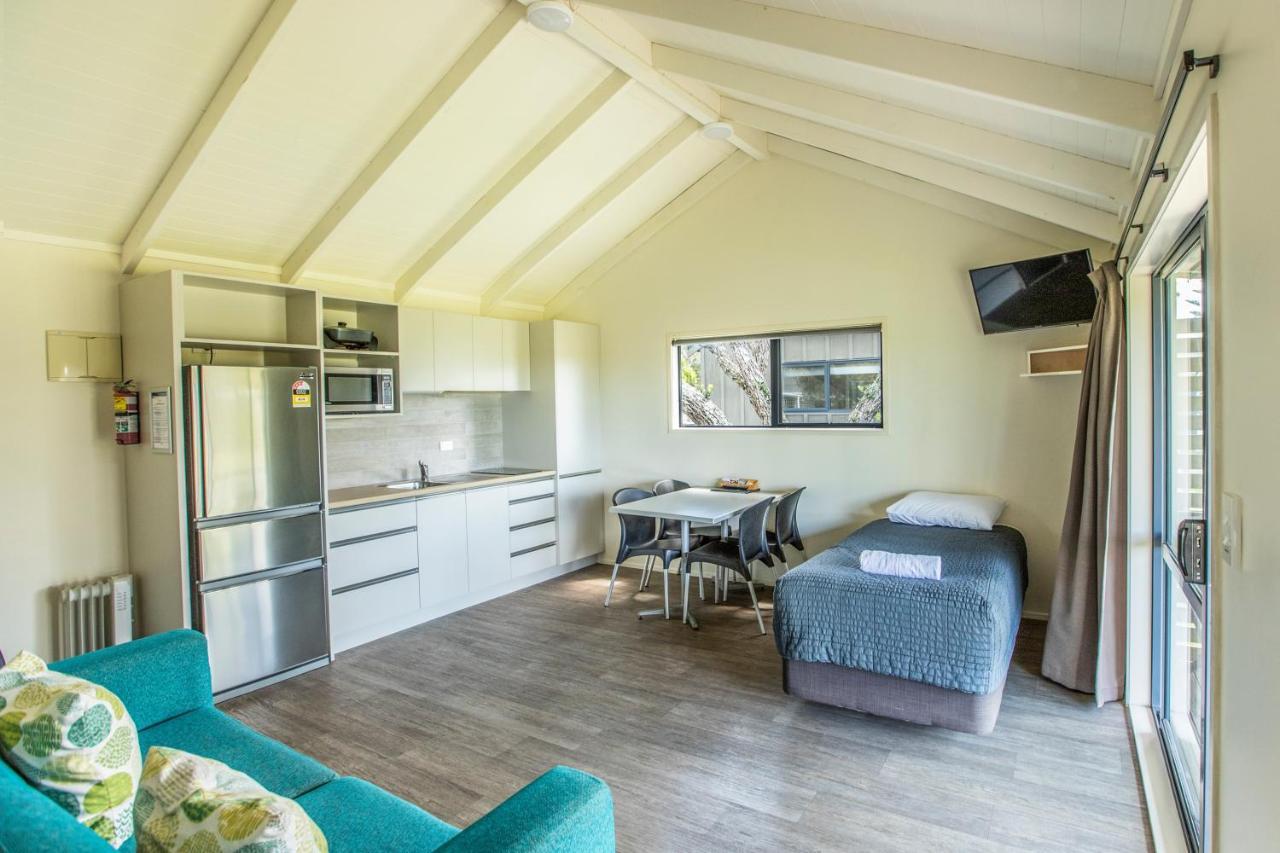 Camp Waipu Cove Hotel Eksteriør billede