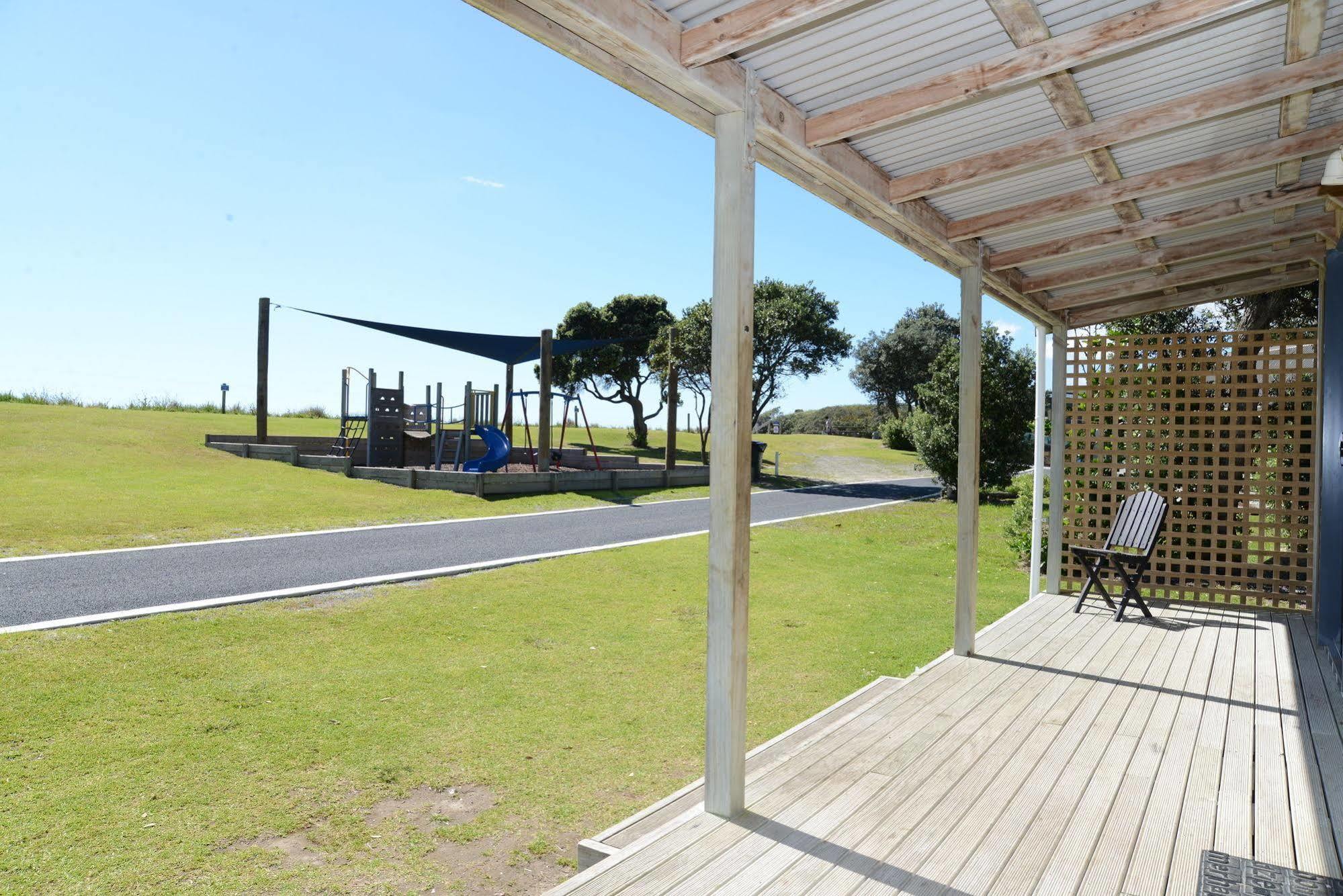 Camp Waipu Cove Hotel Eksteriør billede